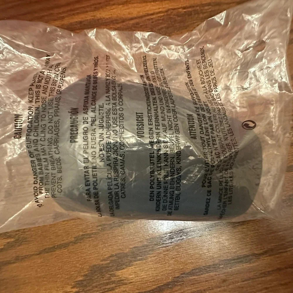 Pampered Chef Mini Oven Mitts #100176‎ Silicone Potholders Black New Sealed